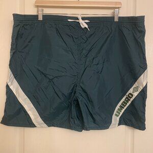 Umbro Shorts Men's XL Green